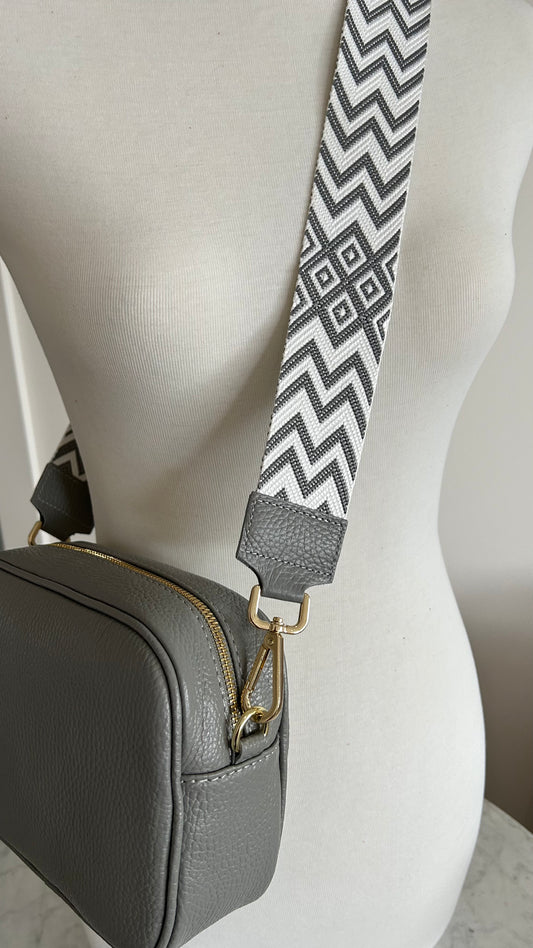 Luna Grey white crossbody strap