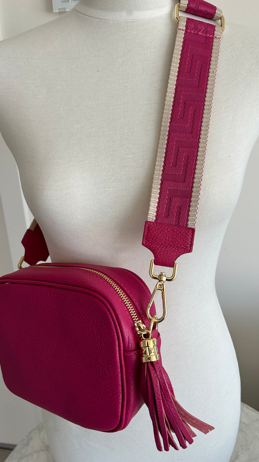 Semplice Bright pink plain embossed strap