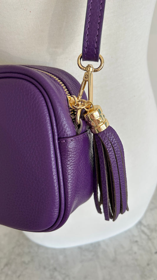 Tassel disco leather handbag in Purple