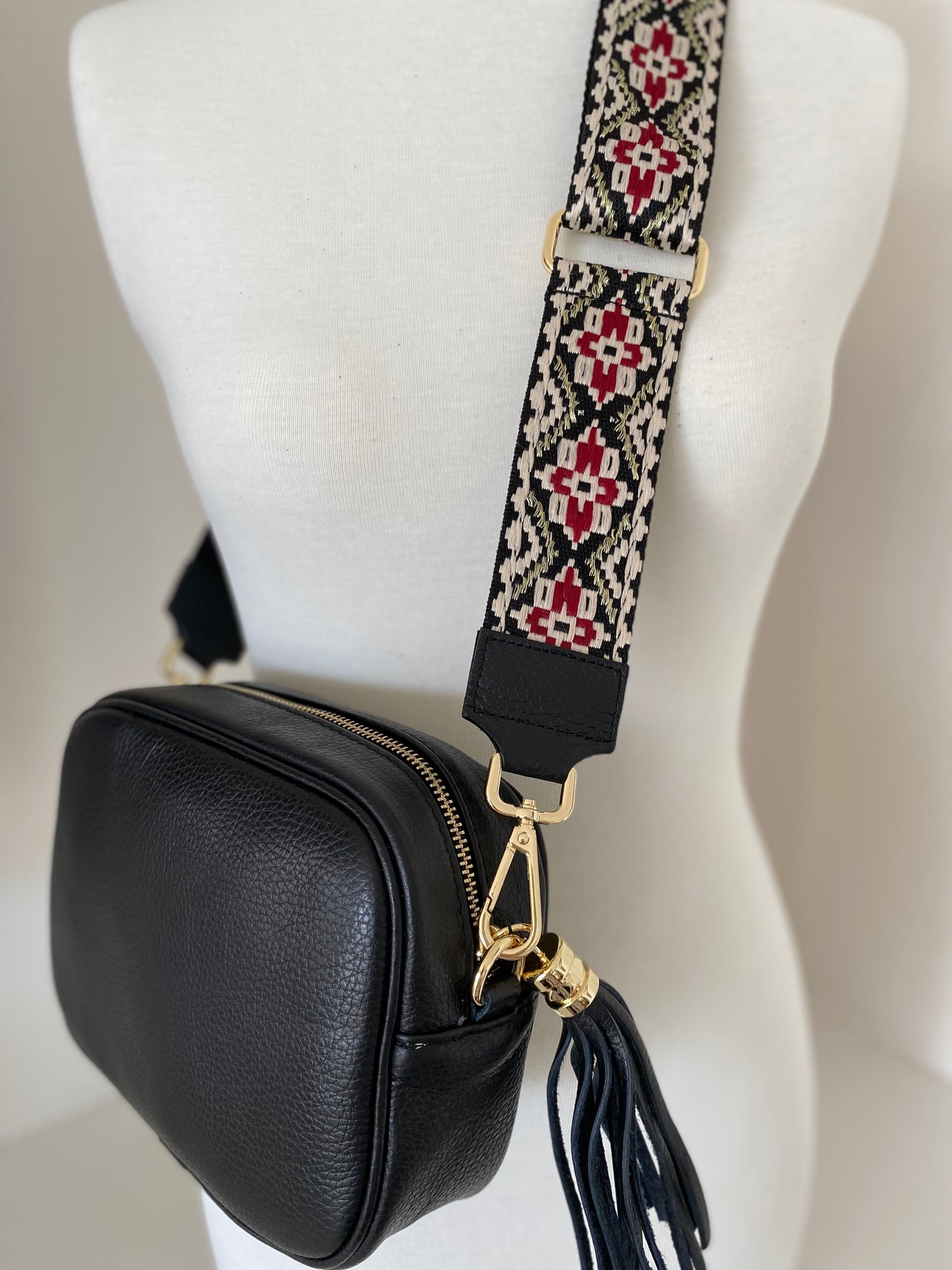 Arazzo Black red gold crossbody strap