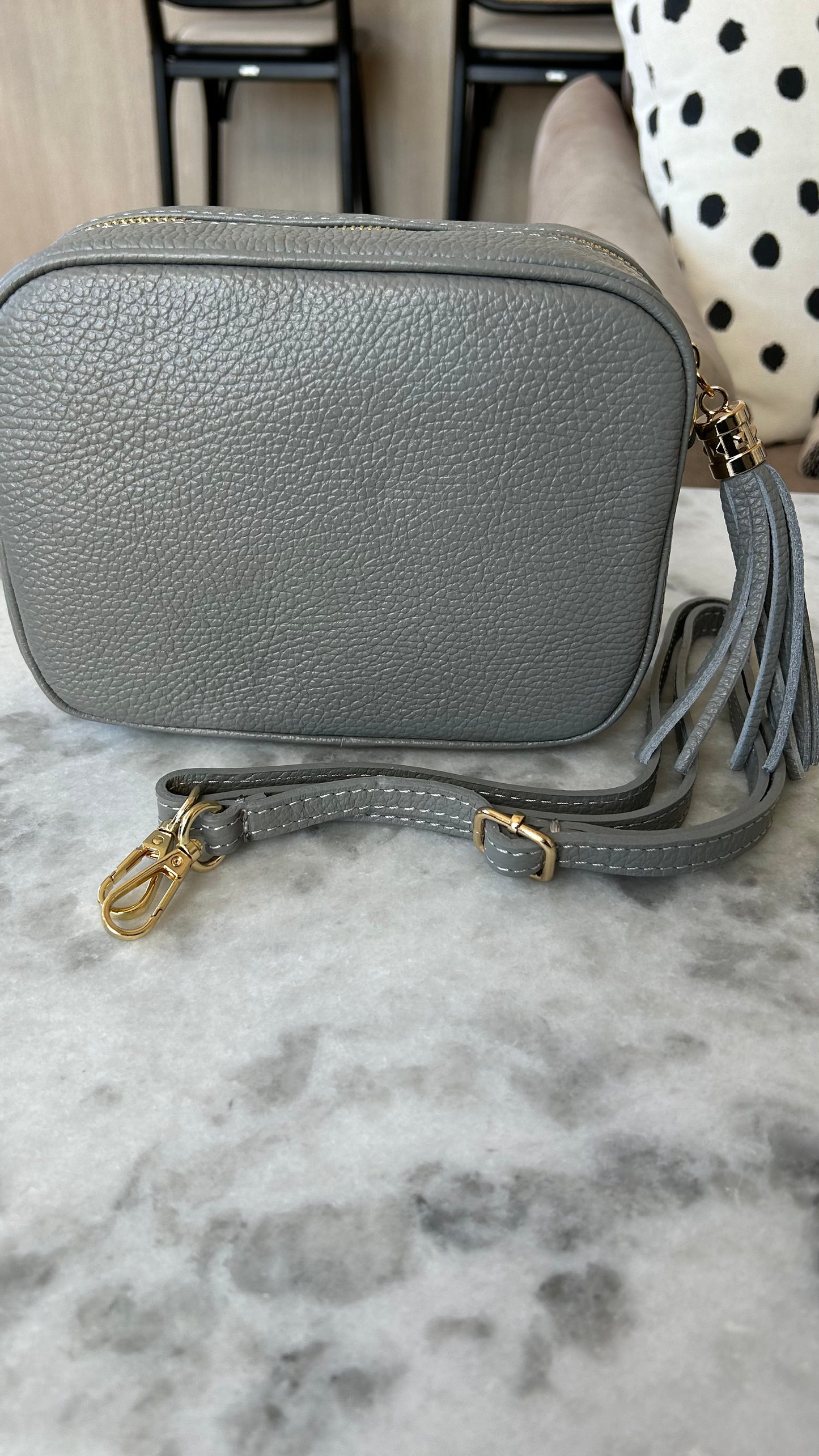 Tassel disco leather handbag in Grey