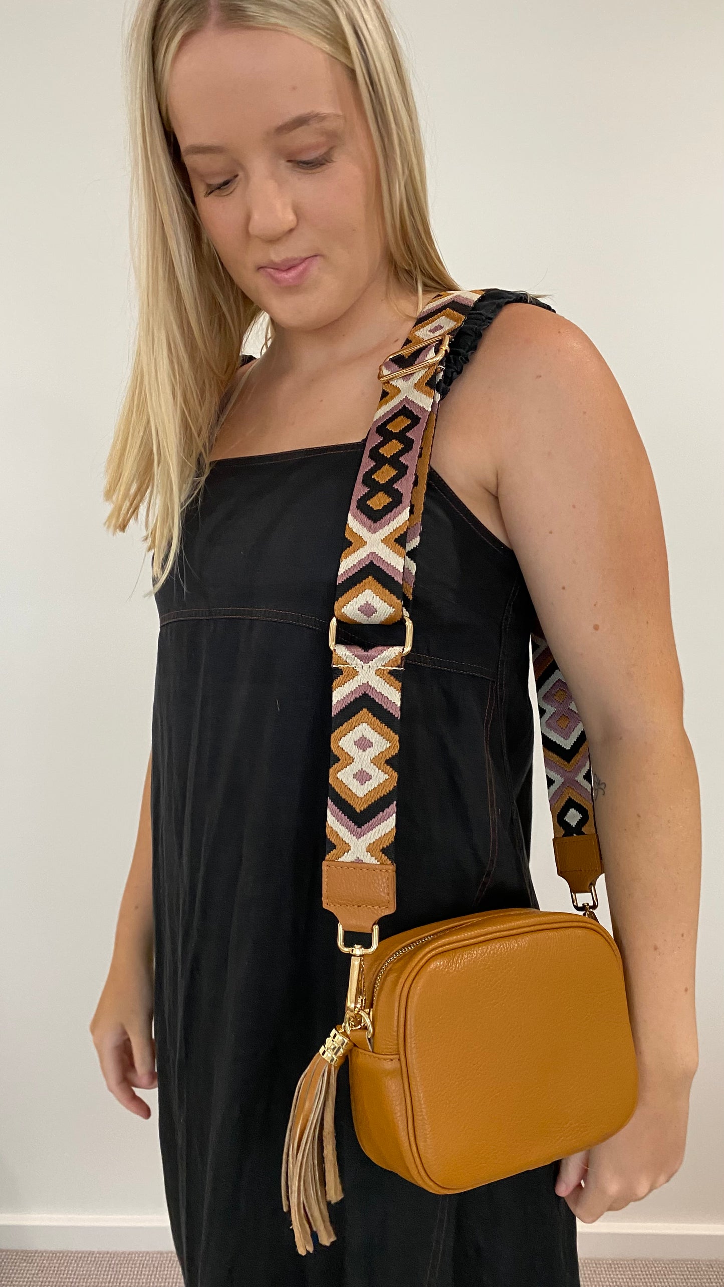 Sienna Tan pink black white crossbody strap